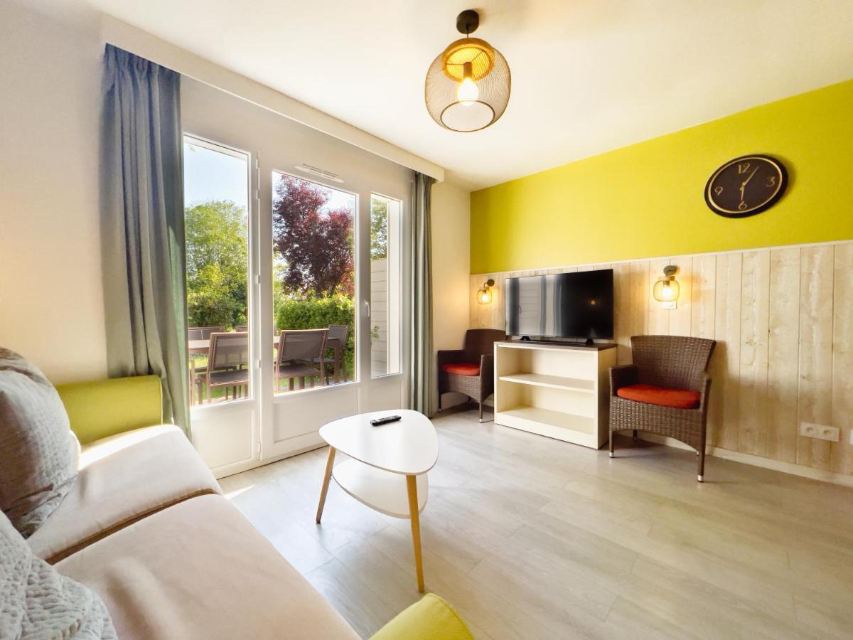 Holiday home Dans Village Normandy Garden Pierre & Branville